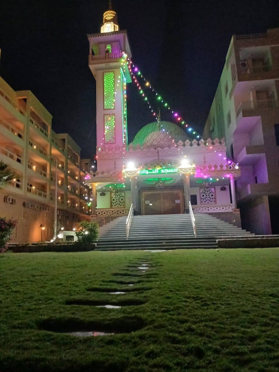 مساجد الغردقة تتزين قبل شهر رمضان 