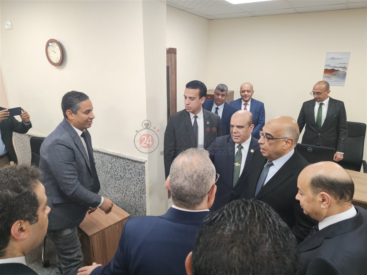 وزير العدل يفتتح الشهر العقاري بالغردقة 