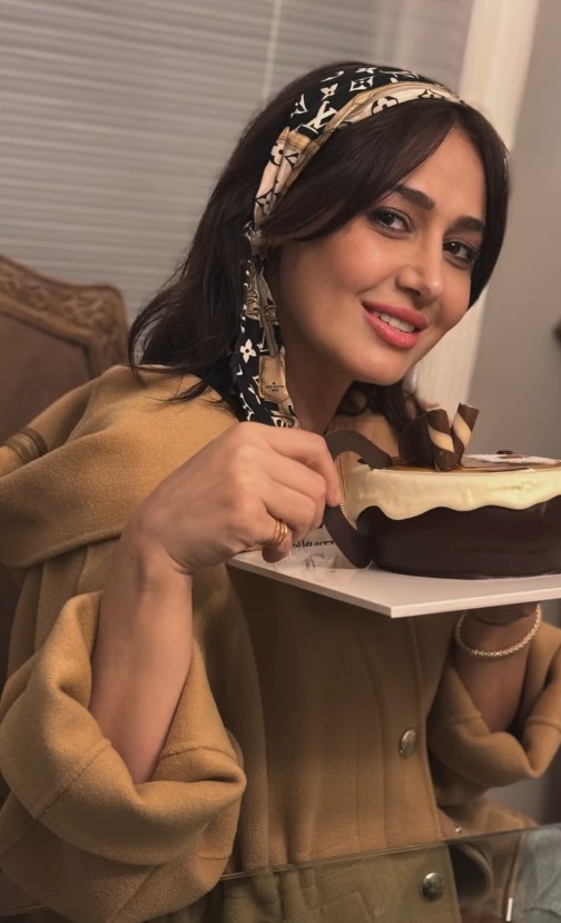 بحضور الأهل والأصدقاء.. حلا شيحة تحتفل بعيد ميلادها الـ 46