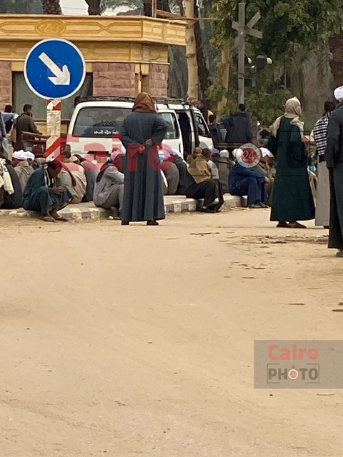 الآلاف في وداع ابن قرية الروافعة بالأقصر