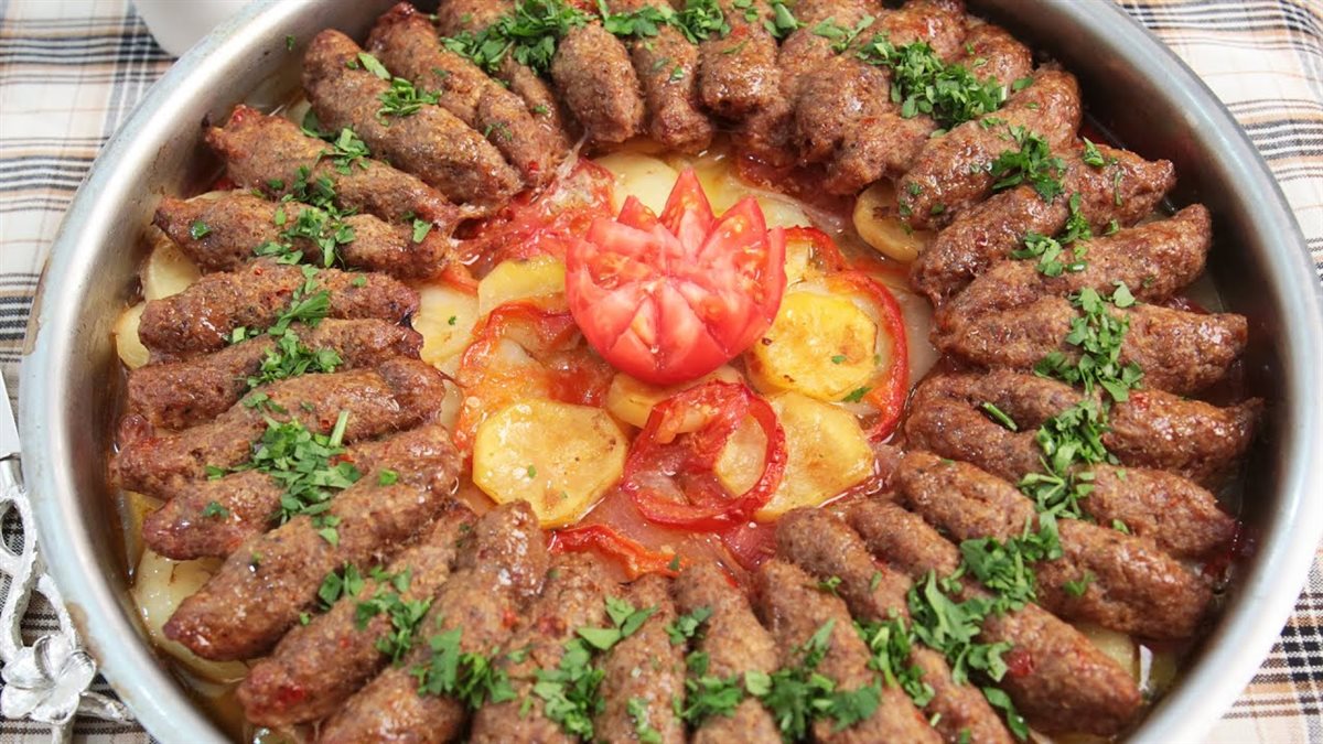 طريقة عمل صينية الكفتة بالطعم الأصلي