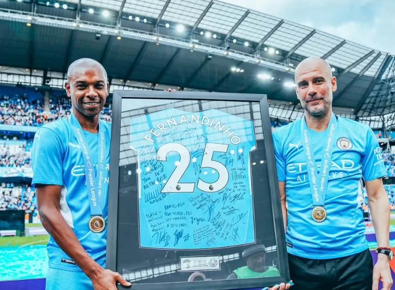 بيب جوارديولا وفرناندينيو 