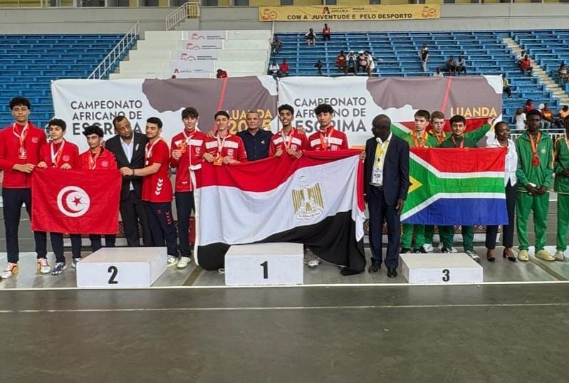 منتخب مصر للسلاح يتصدر بطولة إفريقيا للناشئين والشباب