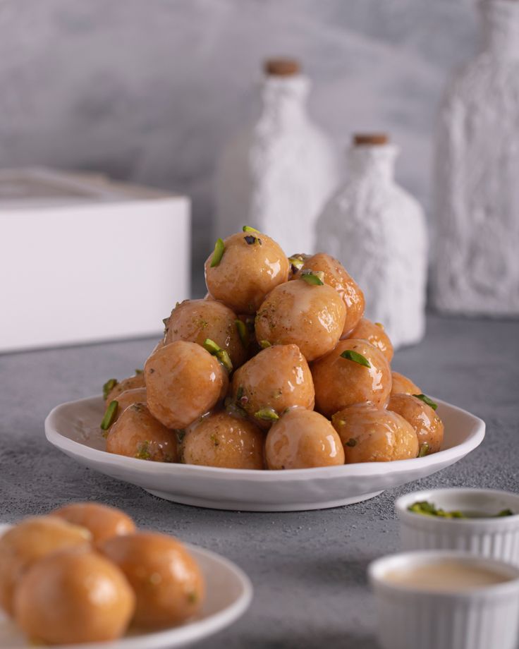 طريقة عمل اللقيمات