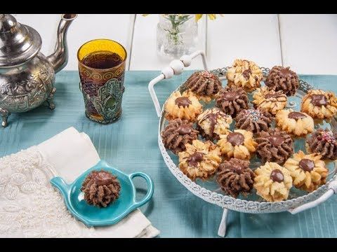 طريقة عمل البيتي فور المحشي بالمربى