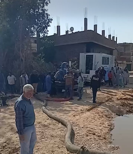 تسريب مياة بموقع الإصلاح بالحبيل