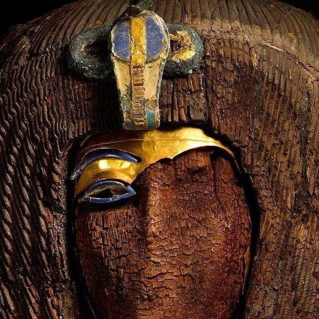 غطاء تابوت إخناتون