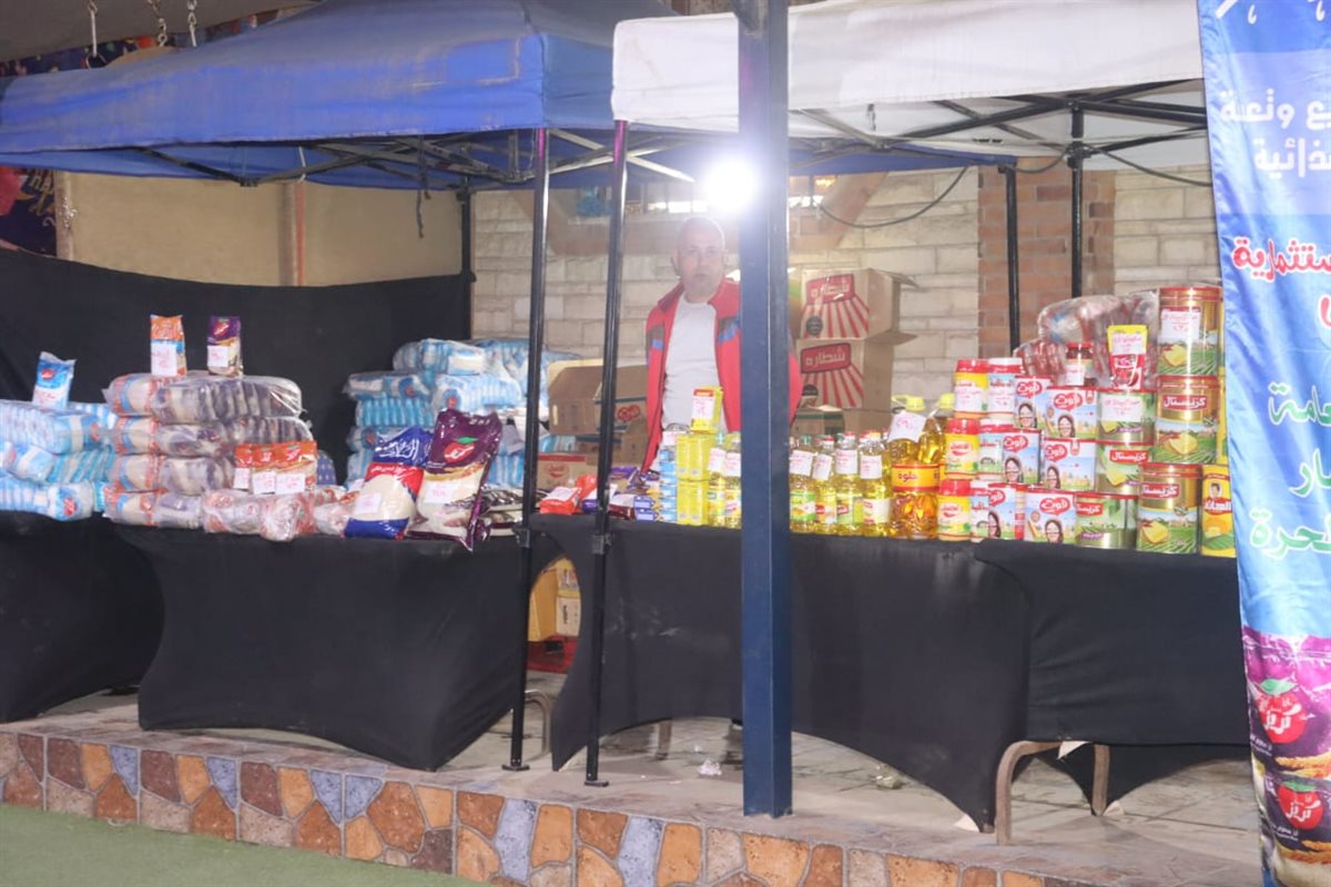 محافظ القليوبيه يفتتح معرضين أهلاً رمضان بمدينتي بنها وكفر شكر لبيع السلع الغذائيه بأسعار مخفضة