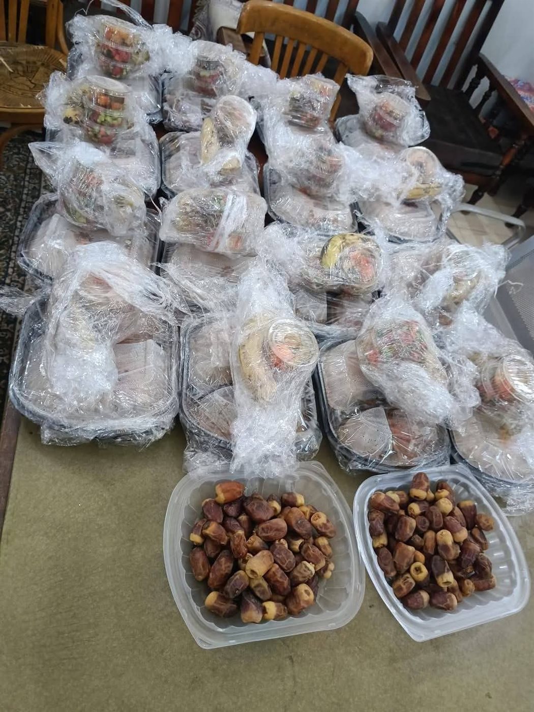 طلاب كلية التربية بالسادات ينظمون حفل إفطار لدار مسنين