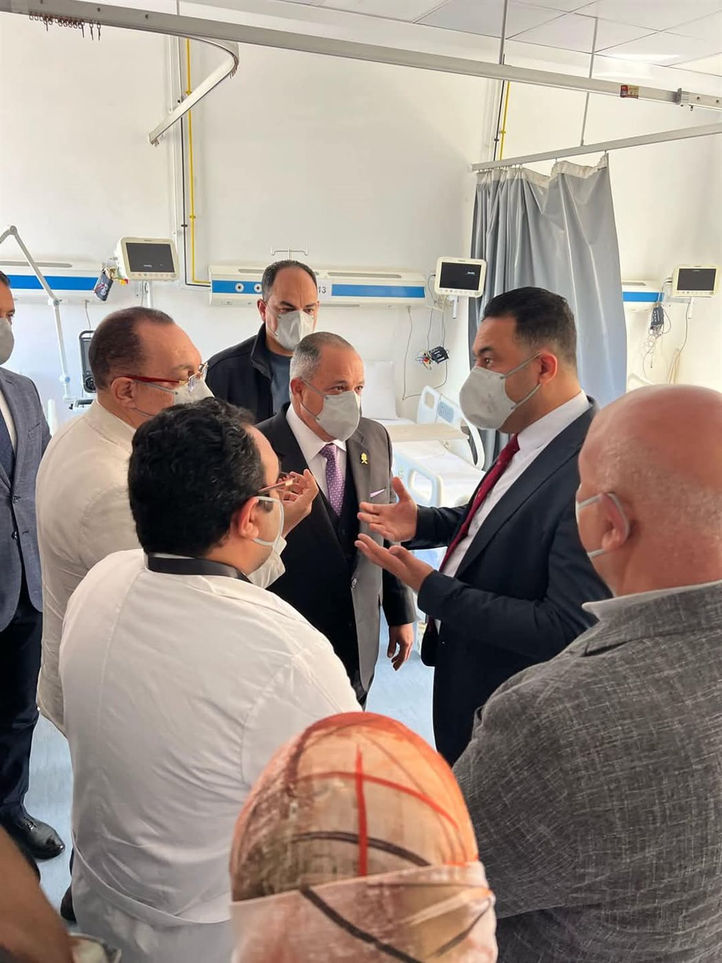 محافظ بورسعيد 