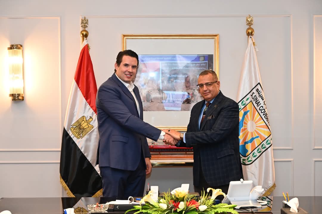 محافظ جنوب سيناء يستقبل أحد المستثمرين بشرم الشيخ 
