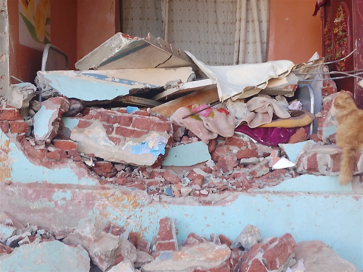 جانب من الهدم