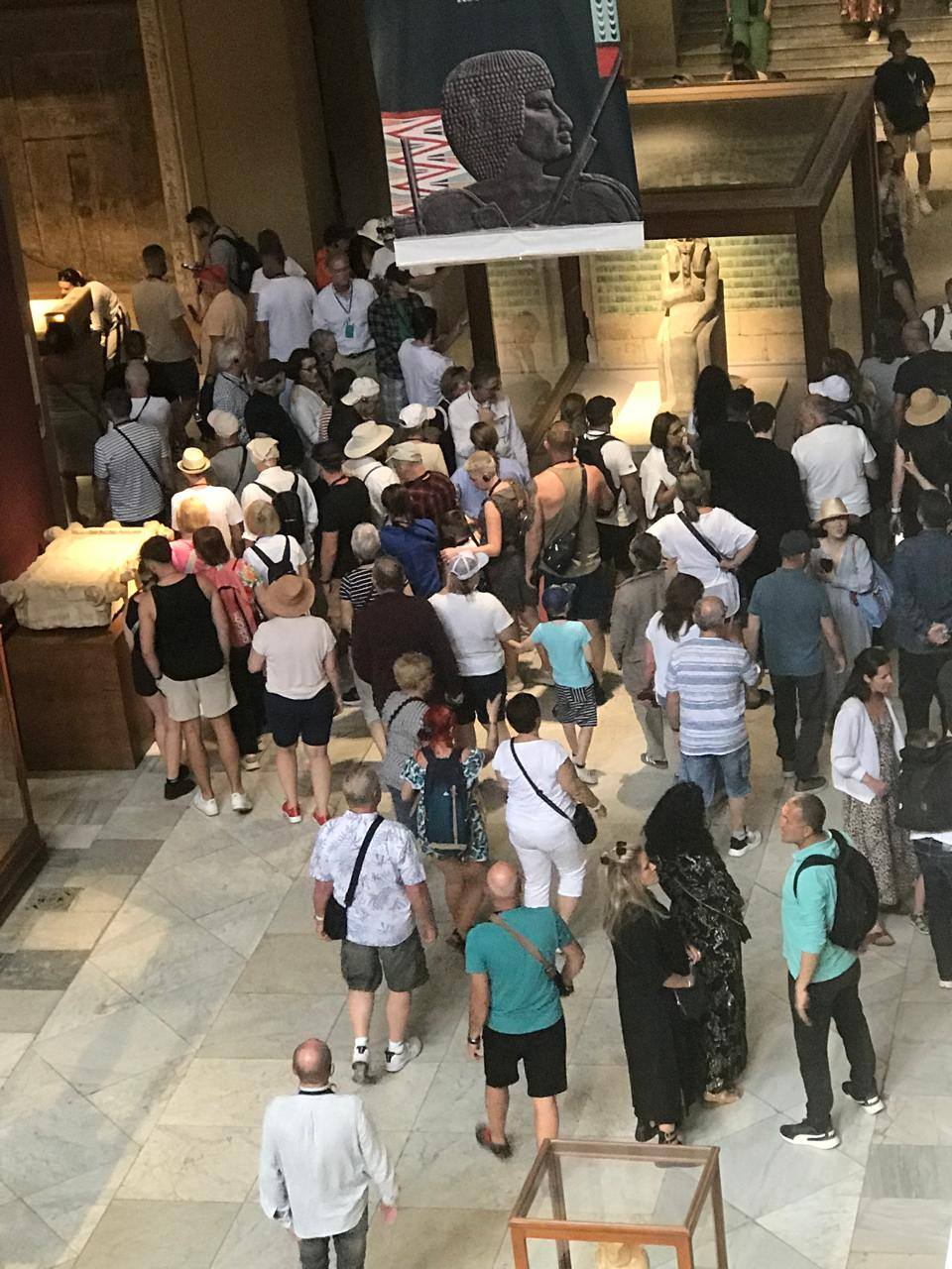 إقبال كبير من السائحين على المتحف المصري بالتحرير 