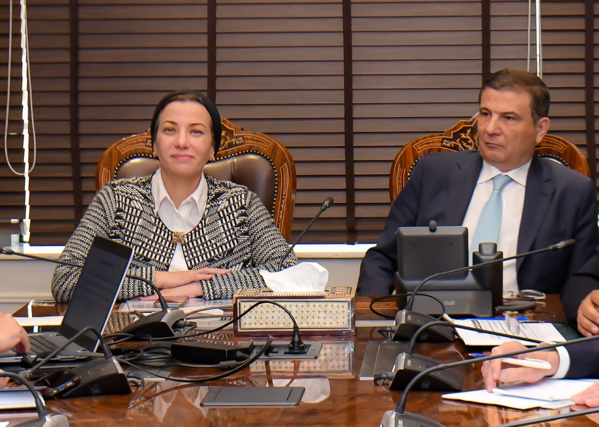 وزيرا البيئة والزراعة يبحثان الاستفادة من المخلفات الحيوانية