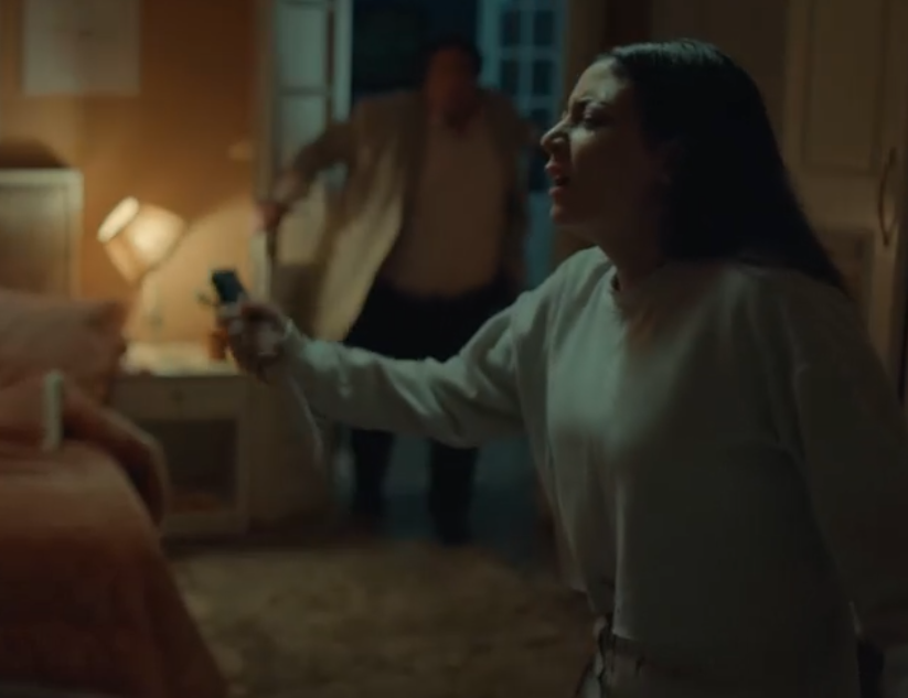 على طريقة مضيفة الطيران التونسية.. فريال تغتال ابنتها تحت سيطرة الشيطانة ثم تحاول إنهاء حياتها في المداح 5