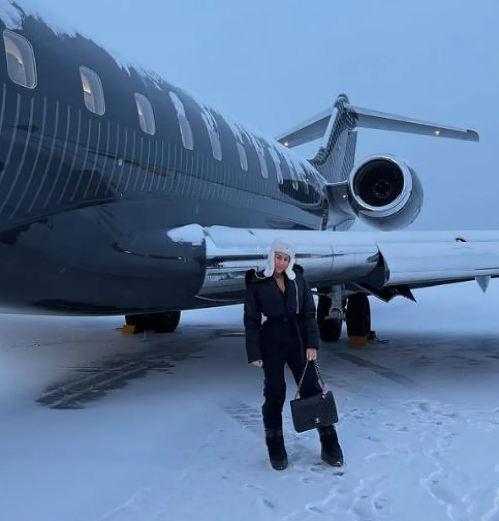 كريستيانو رونالدو وجورجينا رودريجيز يقتنيان طائرة فاخرة