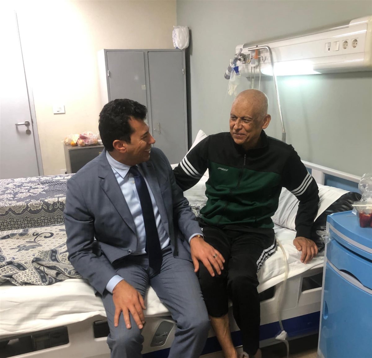 من زيارة الدكتور أشرف صبحي لـ صابر عيد نجم غزل المحلة 