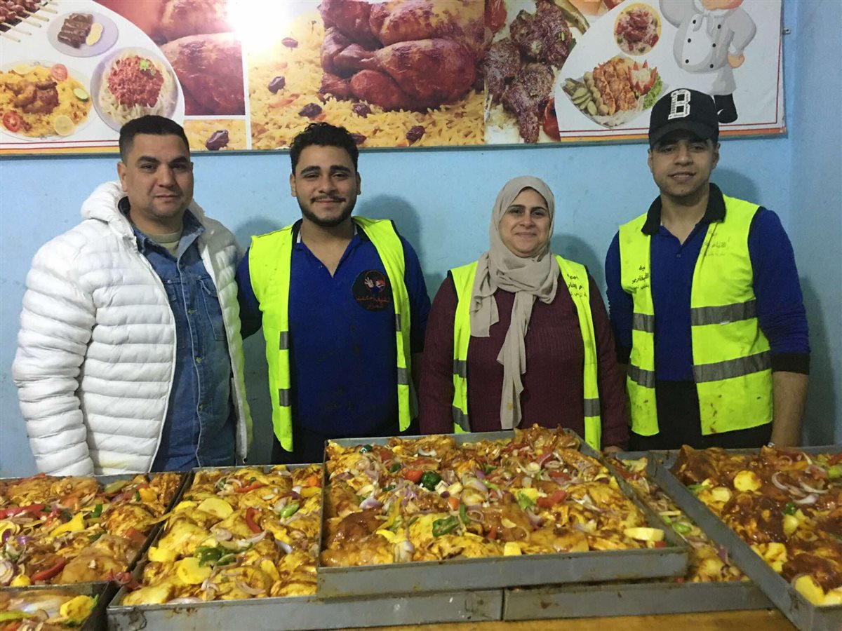 فريق عمل مطبخ الخير