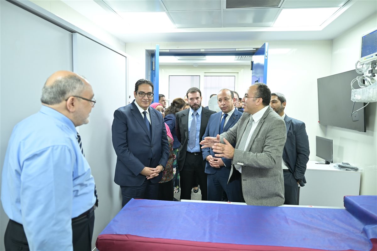 جانب من الافتتاح 