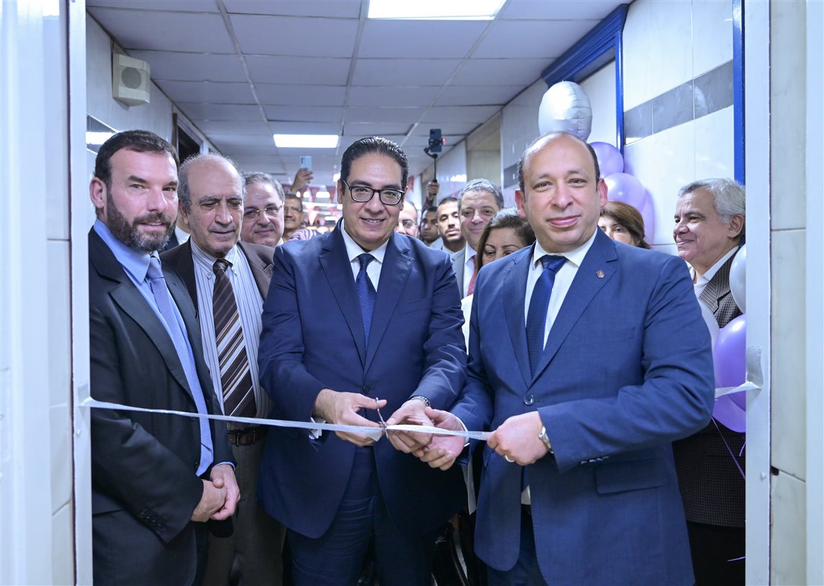 جانب من الافتتاح 