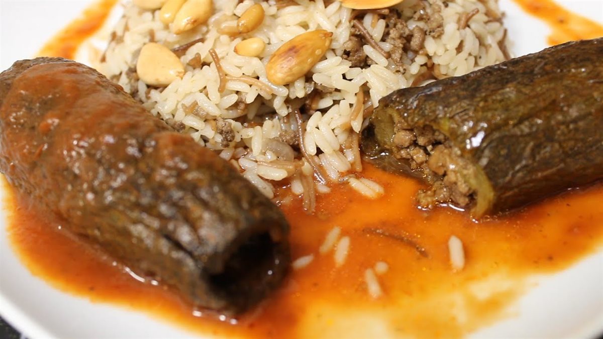 طريقة عمل شيخ المحشي بالبندورة