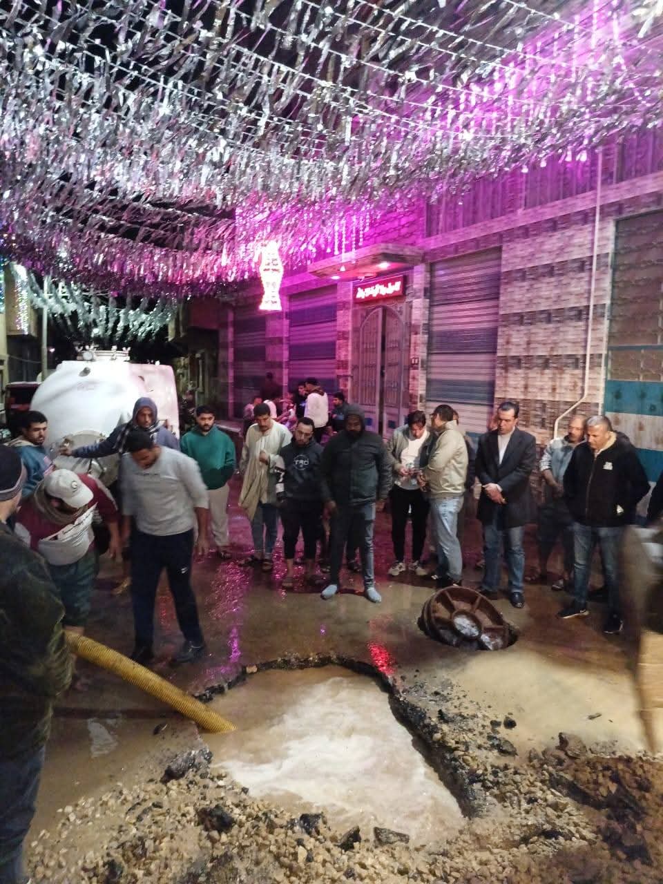 السيطرة على انفجار خط مياه بميت شهالة بالمنوفية