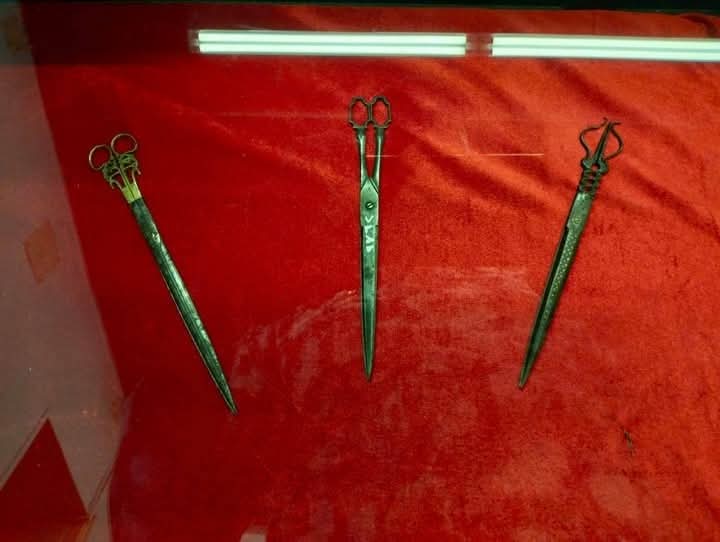 أدوات الطب في العصور الإسلامية