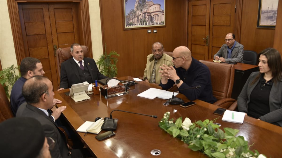 محافظ بورسعيد 