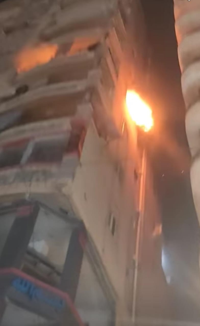حريق داخل شقة سكنية بالإسكندرية 