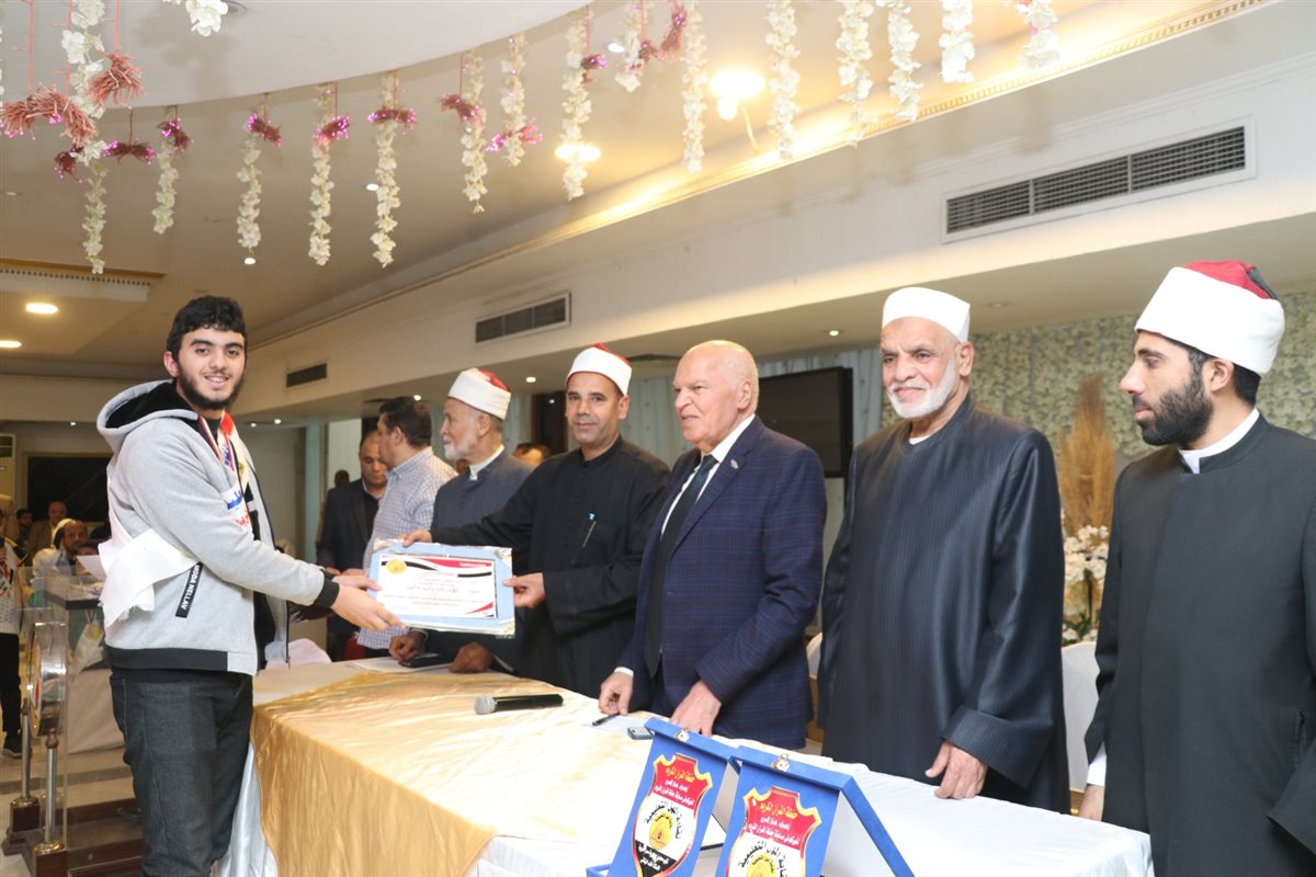 جانب من التكريم 