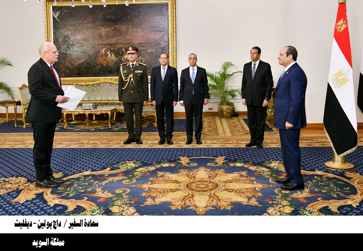 اعتماد 23 سفيرًا جديدًا لدى مصر