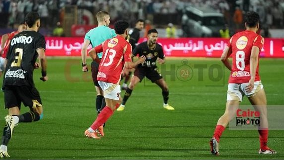 مباراة سابقة بين الأهلي والزمالك