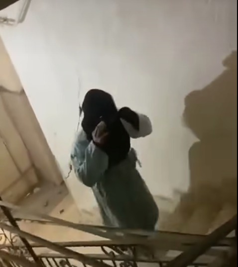 محاولة سيدة منقبة سرقة منزل