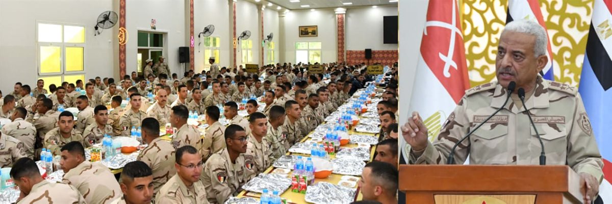 وزير الدفاع والإنتاج الحربى يشارك مقاتلى الجيش الثانى الميدانى تناول وجبة الإفطار