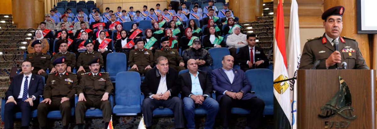 زيارة طلاب الجامعات الحكومية ومدارس التأسيس العسكرى إلى مستشفى سرطان الأطفال