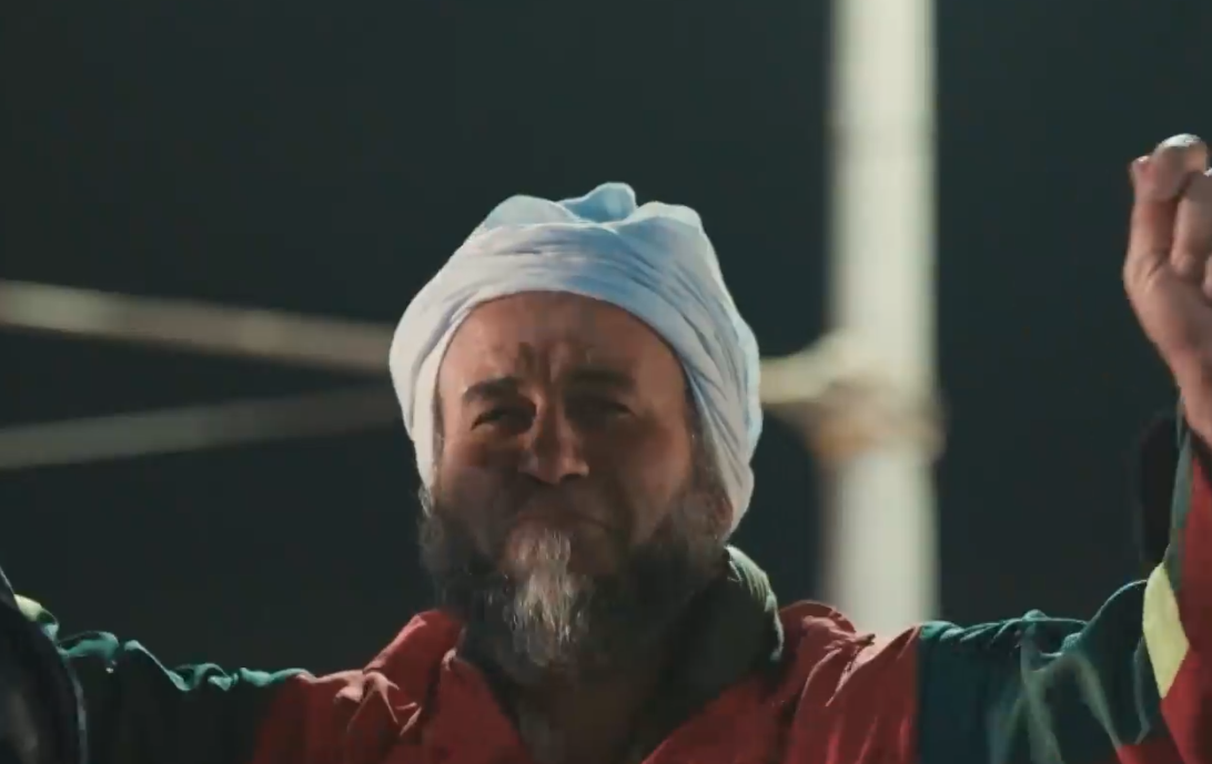 محمد رمضان يدعم العمال ويساعد في تحقيق أحلامهم في مدفع رمضان