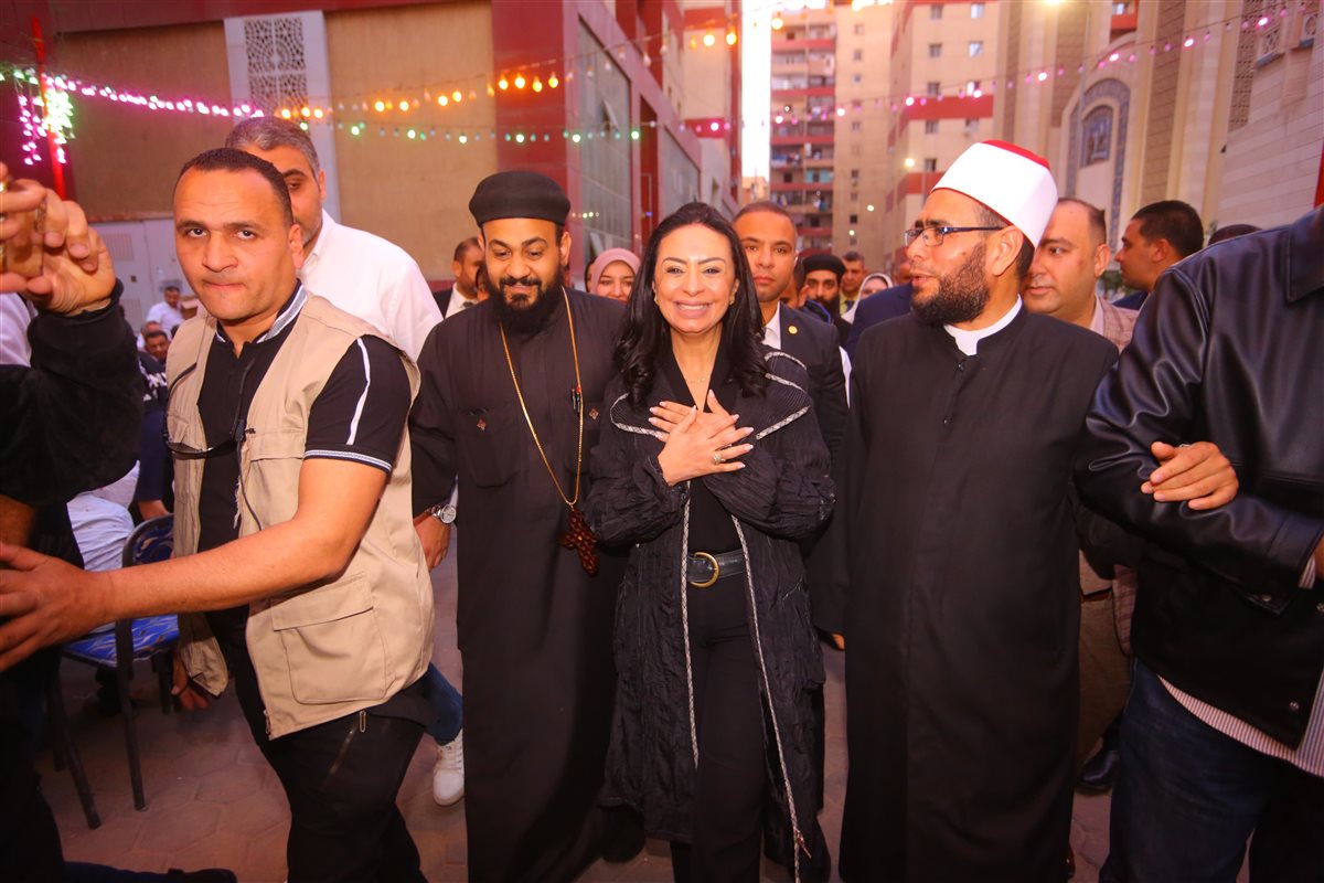 وزيرة التضامن تشهد حفل «إفطار أهالينا» لسكان المناطق المطورة والفئات الأولى بالرعاية