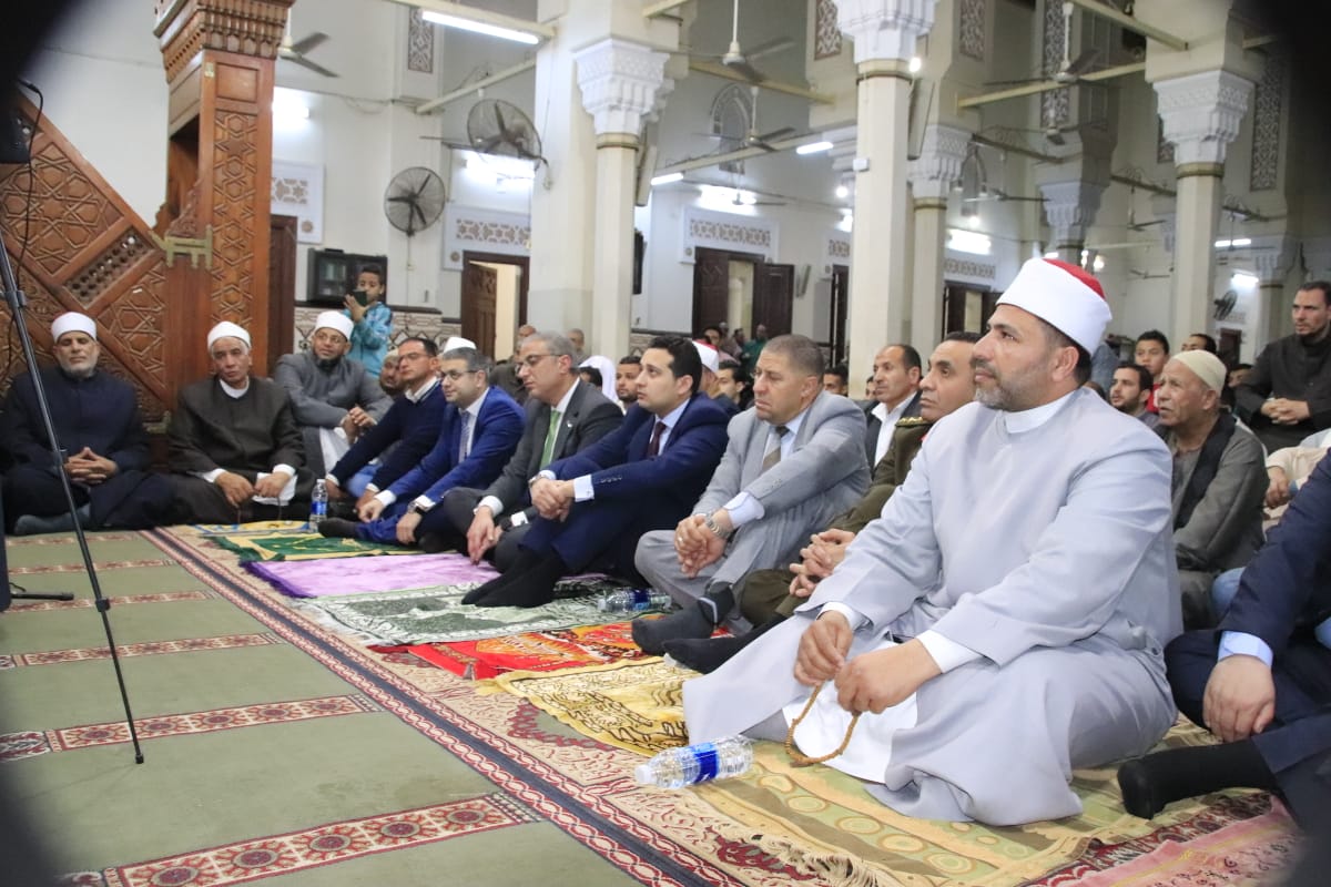 محافظ الفيوم يشهد احتفالات ليله القدر