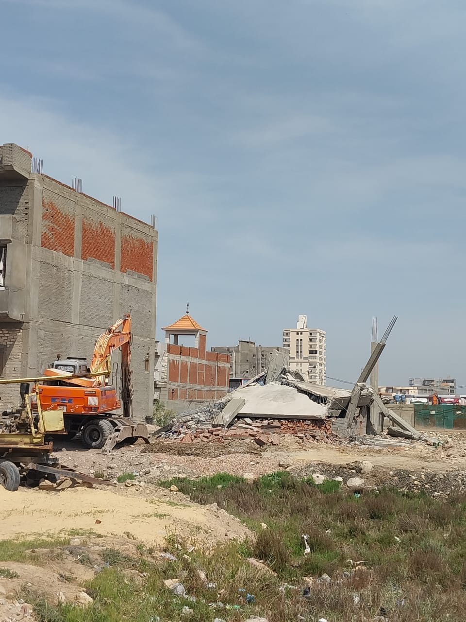 إزالة عقارات مخالفة