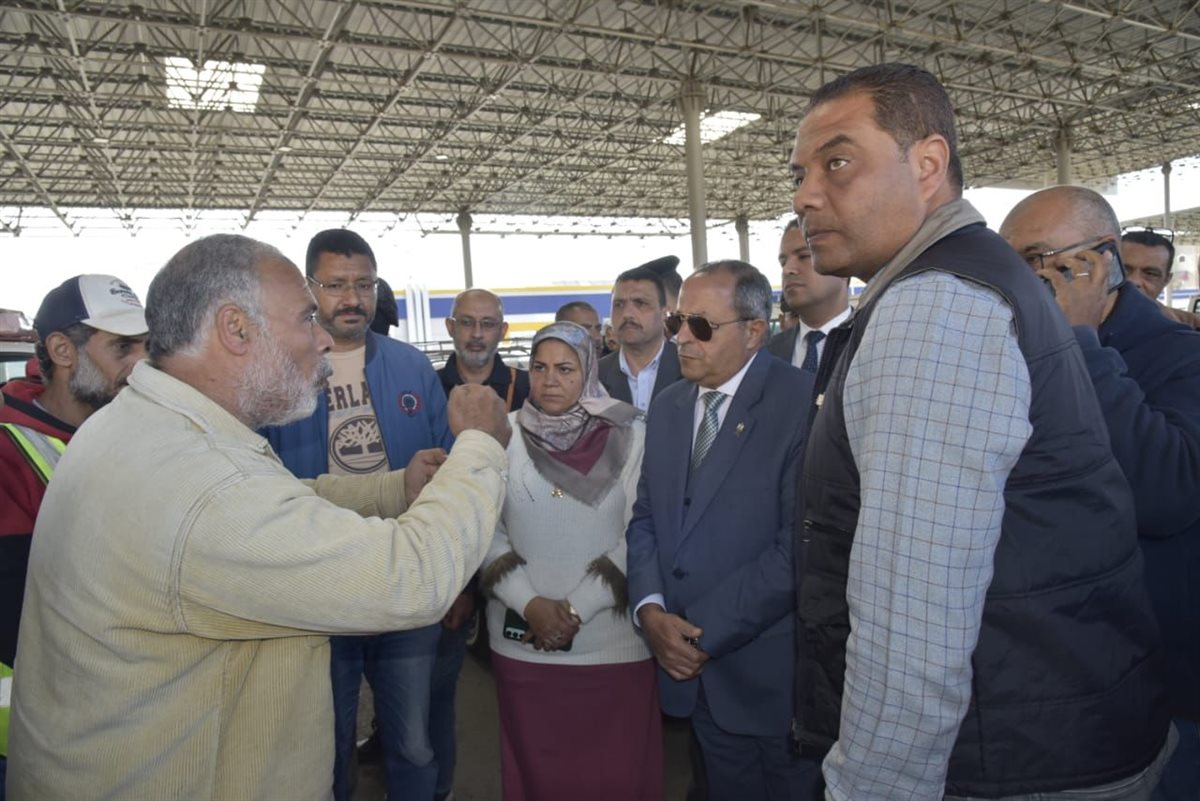 محافظ بورسعيد 