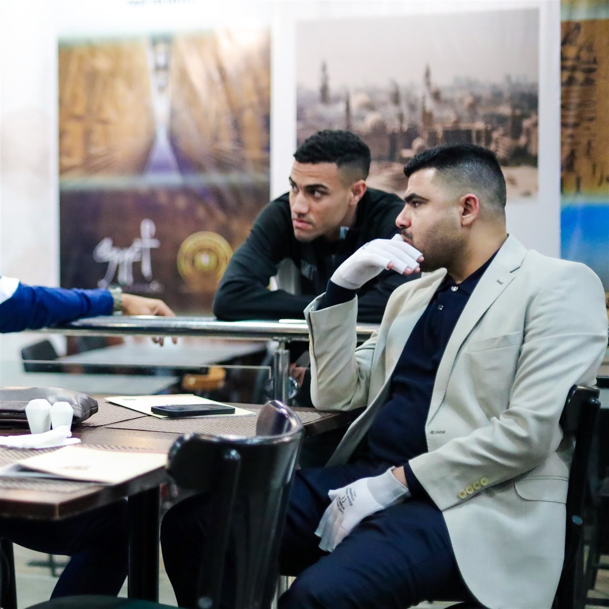 محمد طارق عضو مجلس إدارة الزمالك ورئيس البعثة 