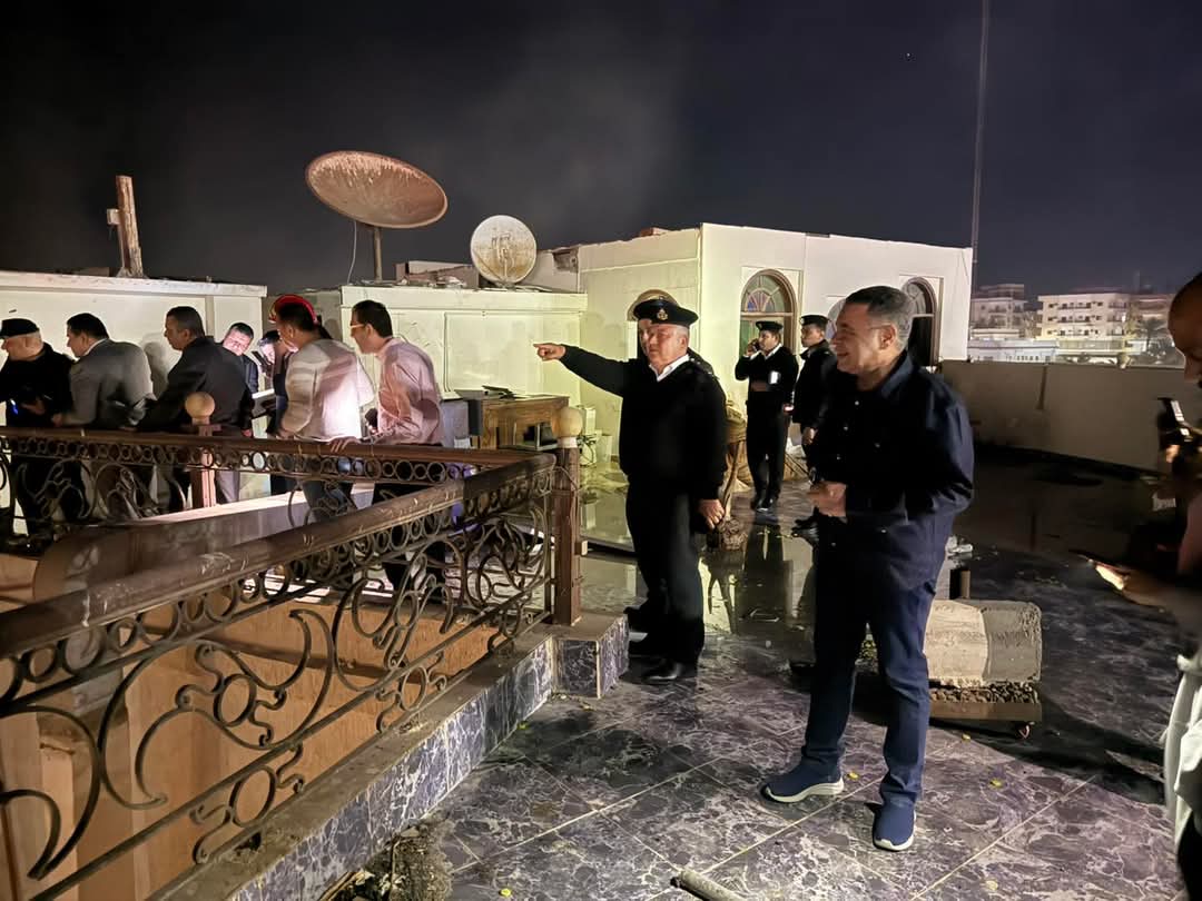 محافظ البحر الاحمر يتفقد موقع الحريق 