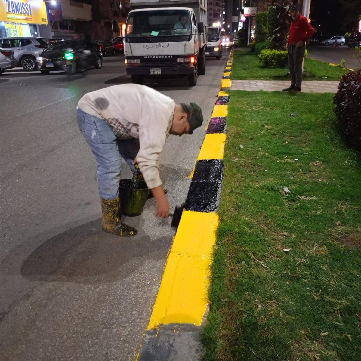   تجميل الشوارع والميادين لاستقبال المواطنين خلال أيام عيد الفطر