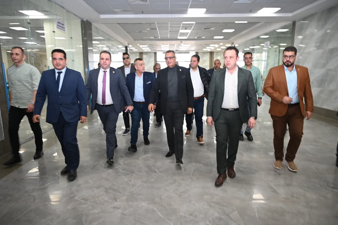 محافظ جنوب سيناء يتفقد مستشفى مجمع الفيروز 