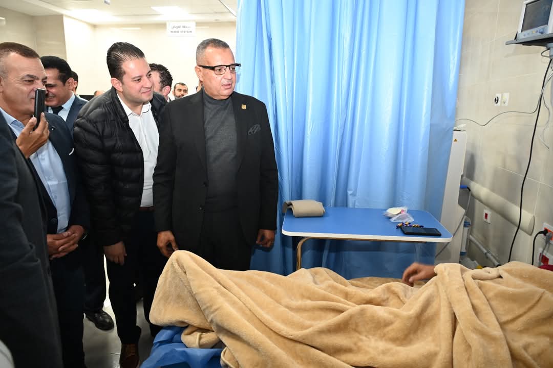 محافظ جنوب سيناء يتفقد مستشفى مجمع الفيروز 