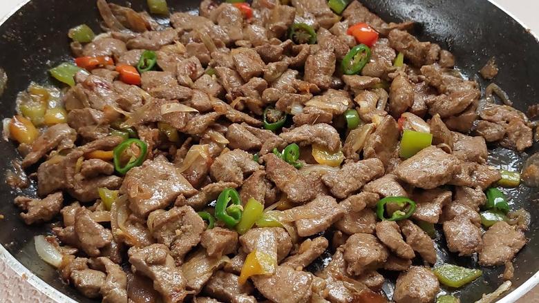 طريقة عمل الكبدة بالبصل زي المحلات