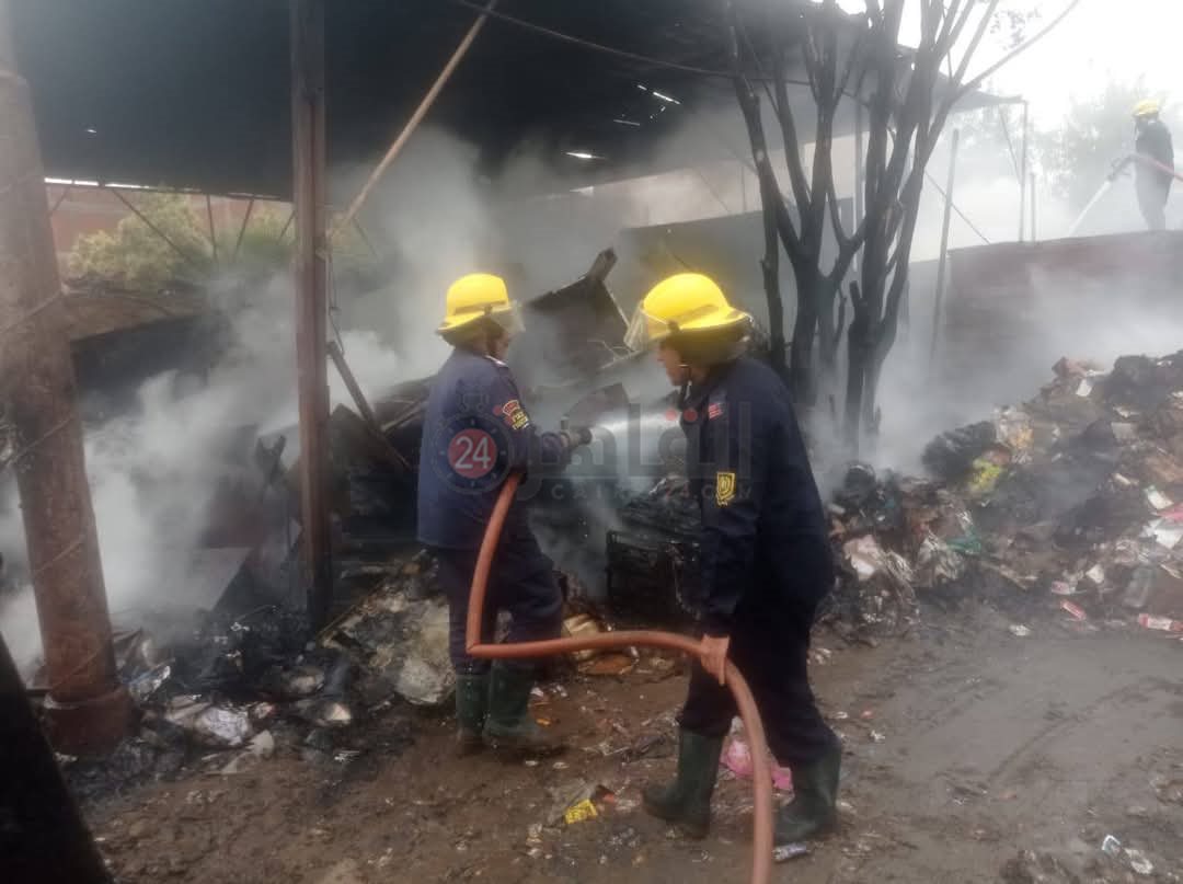 حريق في مخزن خردة بالسنطة 