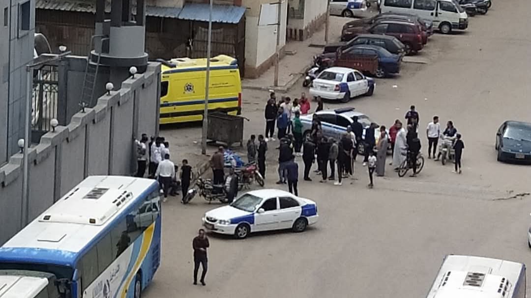 صورة من مسرح جريمة قتل شخص ببورسعيد 