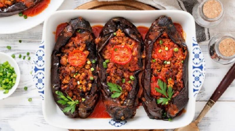 طريقة عمل شيخ المحشي بالباذنجان