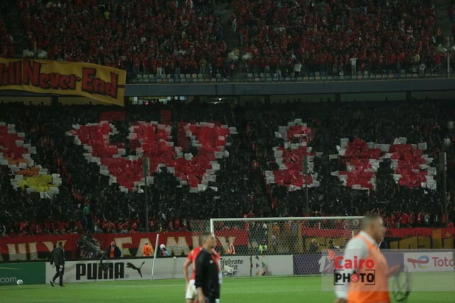 لقطات من الشوط الأول لمباراة الأهلي والهلال السوداني
